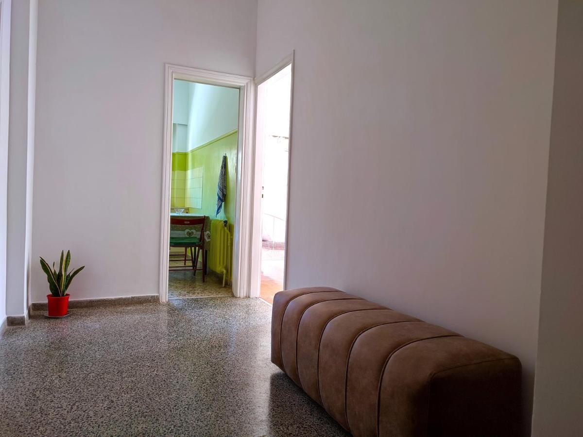 Vironos Extra Bright Apartment - Front Park And Monastery أثينا المظهر الخارجي الصورة