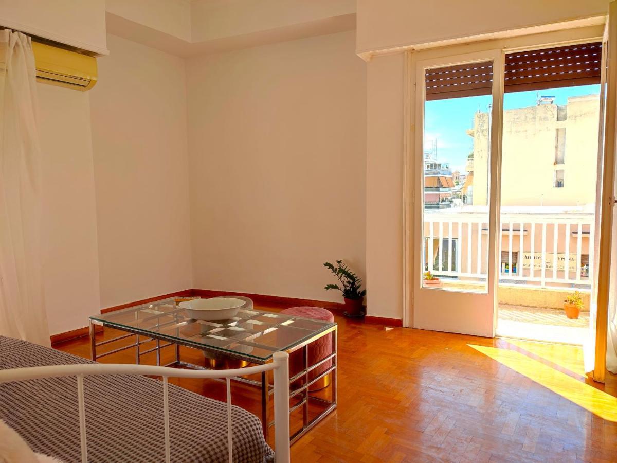 Vironos Extra Bright Apartment - Front Park And Monastery أثينا المظهر الخارجي الصورة