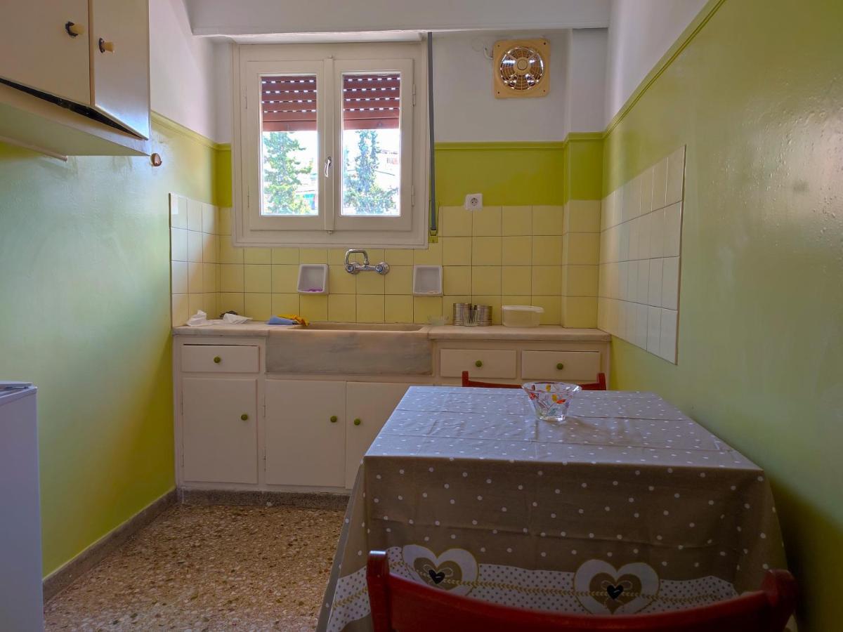 Vironos Extra Bright Apartment - Front Park And Monastery أثينا المظهر الخارجي الصورة